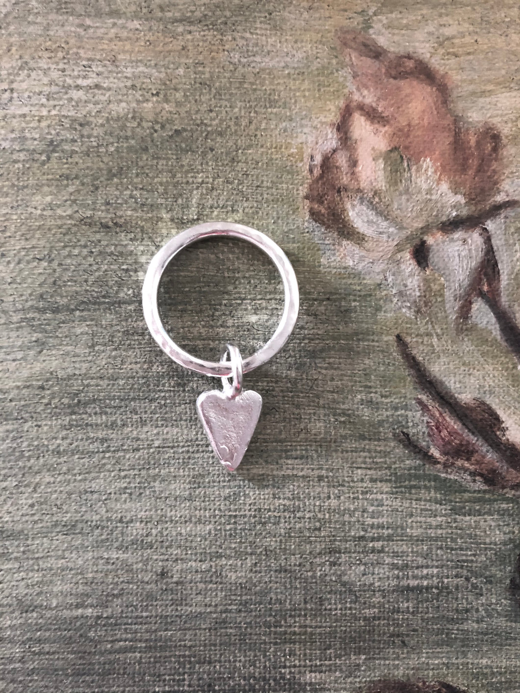 Textured band with heart